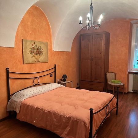 Ferienwohnung Il Ruscello Dolceacqua Exterior foto