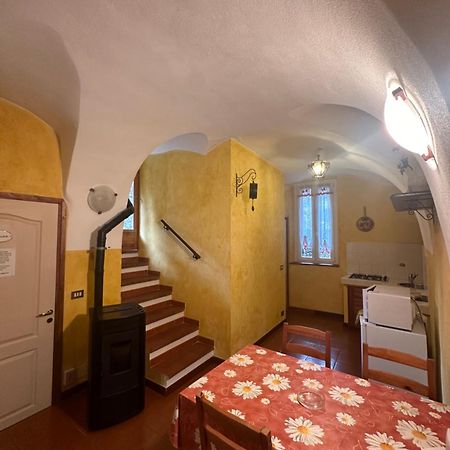 Ferienwohnung Il Ruscello Dolceacqua Exterior foto